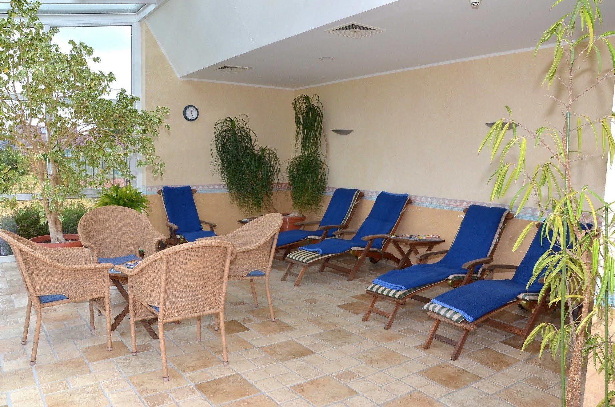 Lavital Sport- & Wellness Hotel Wesendorf Exterior foto